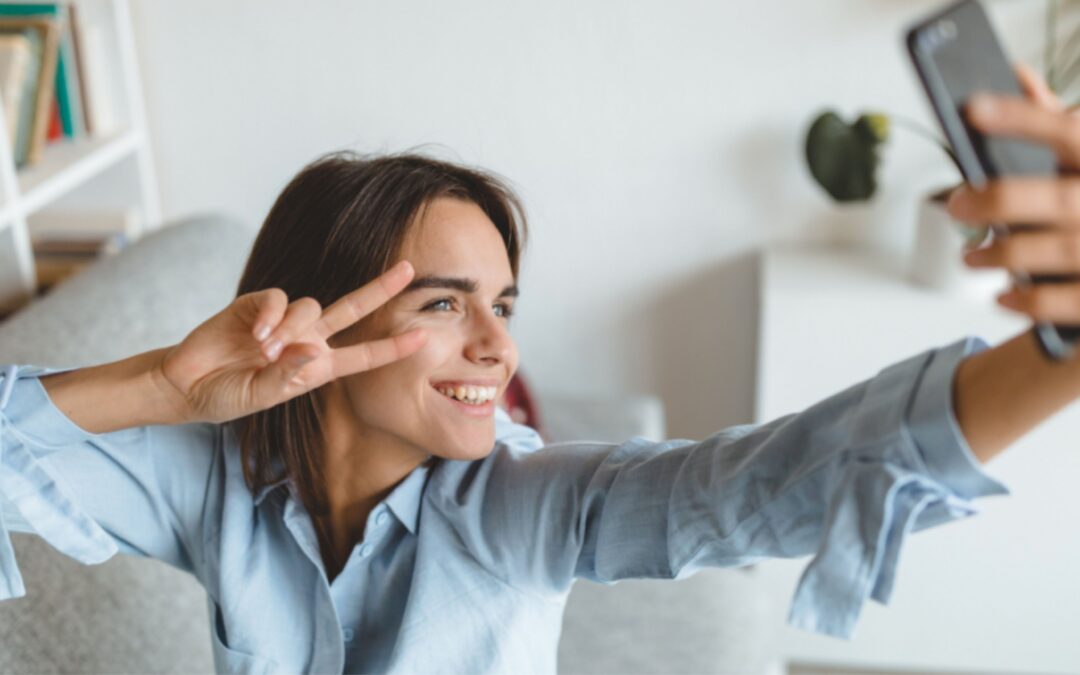 Retos de TikTok que ponen en peligro tu salud bucodental (limarse y blanquearse los dientes)